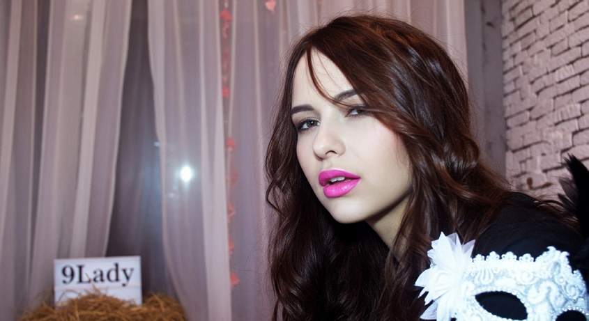 cachorro gozando dogbond peluda  sexo com animais cachorro de pau duro Cavalo de Pau Molhado e Mulher Chupando Vídeo de sexo bestial grátis k9lady